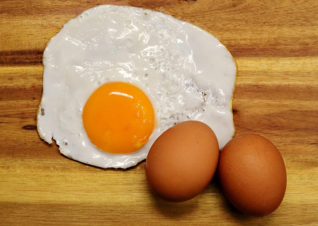 fried egg, often served with corned beef hash