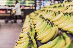 5 ways to save when you go shopping - bananas