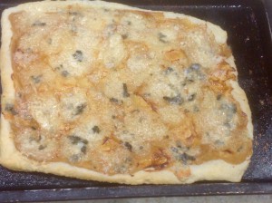 Roquefort tart, cooked