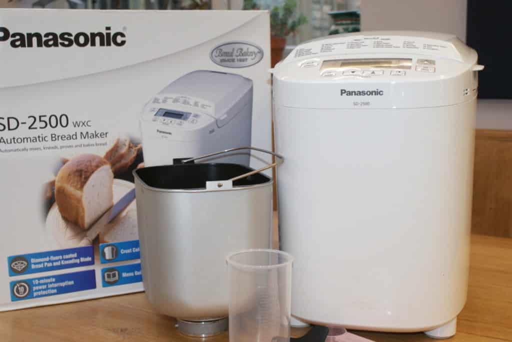 Competition - A Panasonic Bread Maker | Thrifty Lesley