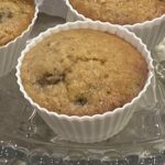 one muffin in a white silicone case.